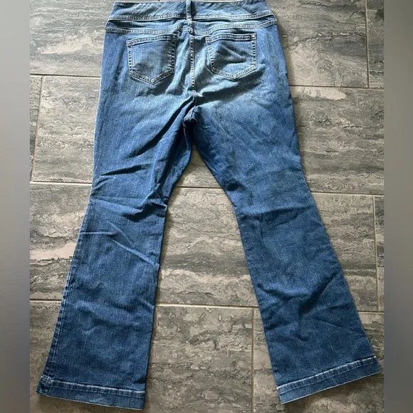 Talbots boyfriend, torrid distressed flare, JMS capris jeans lot bundle size 16 - Picture 7 of 10